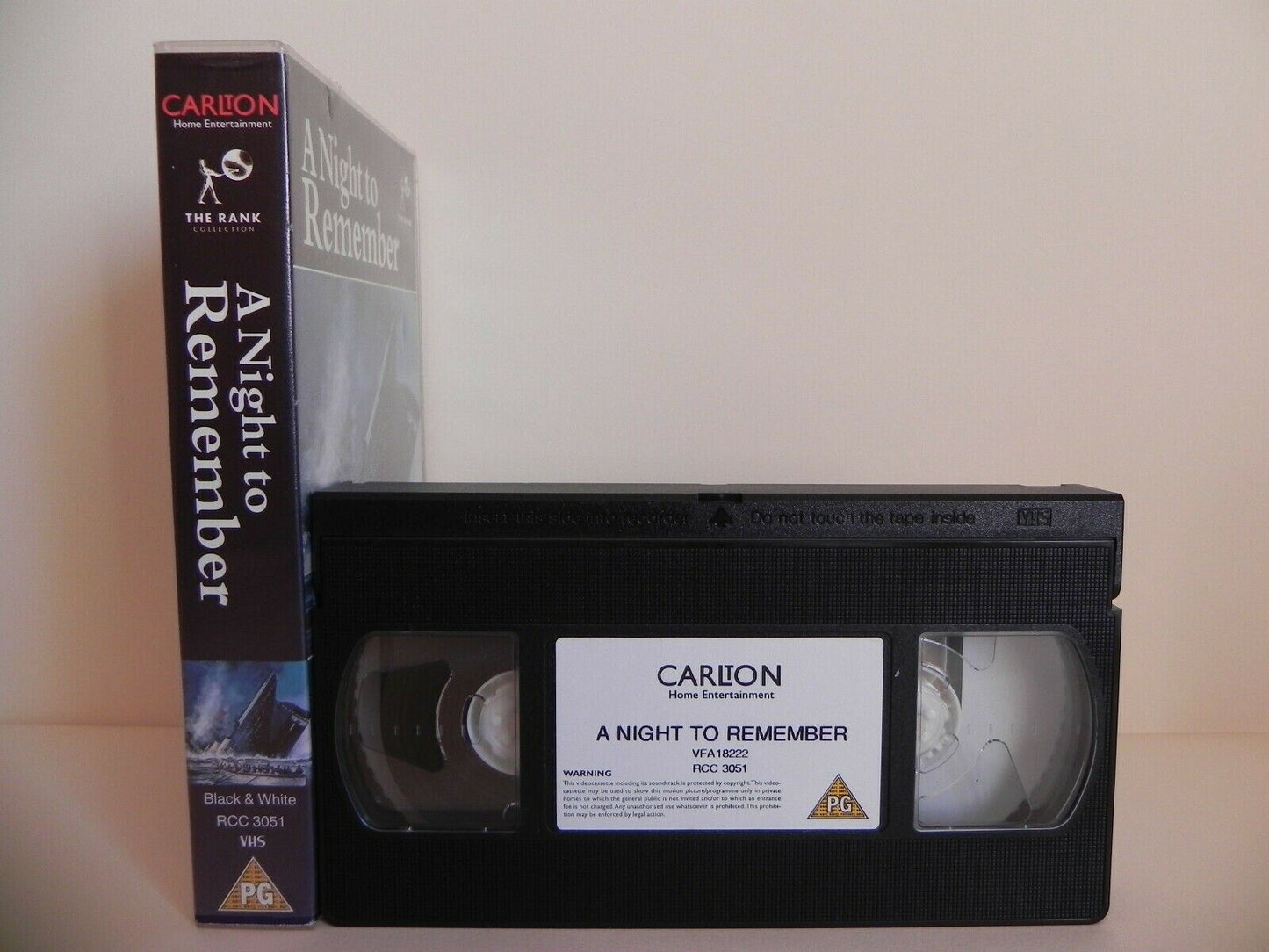 A Night To Remember - Carlton - Titanic Sea Drama - Kenneth Moore - Pal VHS-