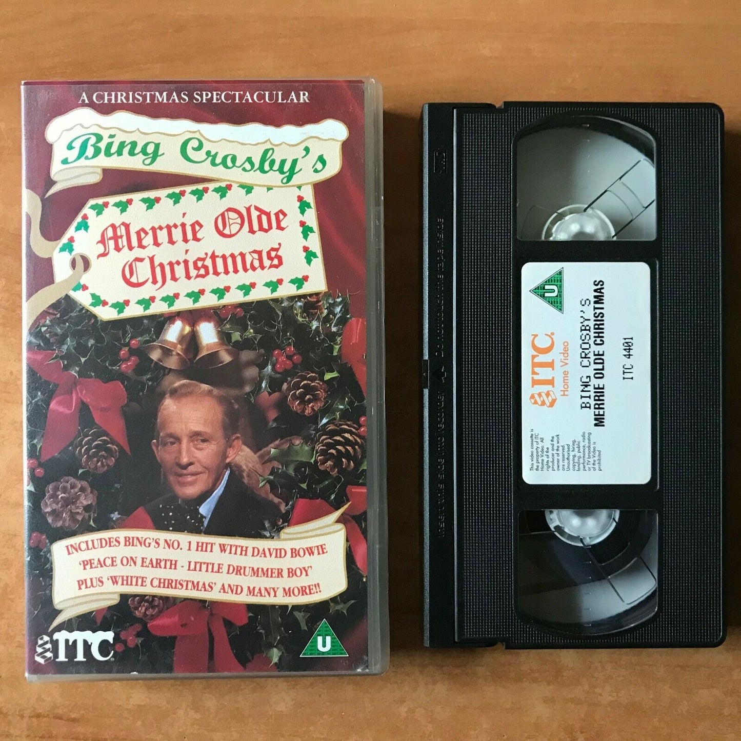 Merrie Olde Christmas; [Bing Crosby]: David Bowie - Ron Moody - Music - Pal VHS-