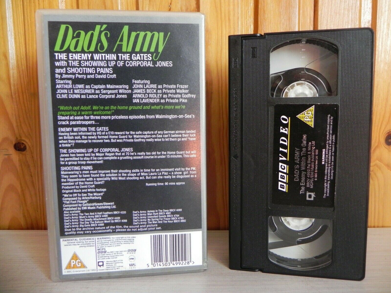 Dad's Army - The Enemy Within The Gates - BBC - Three Episodes - Pal VHS-