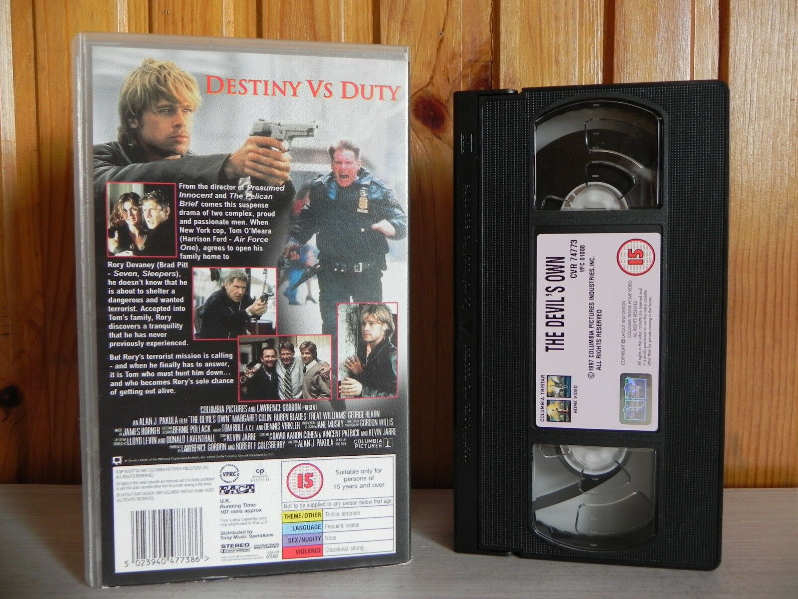 The Devil's Own - Columbia Tristar - Drama - Harrison Ford - Brad Pitt - Pal VHS-