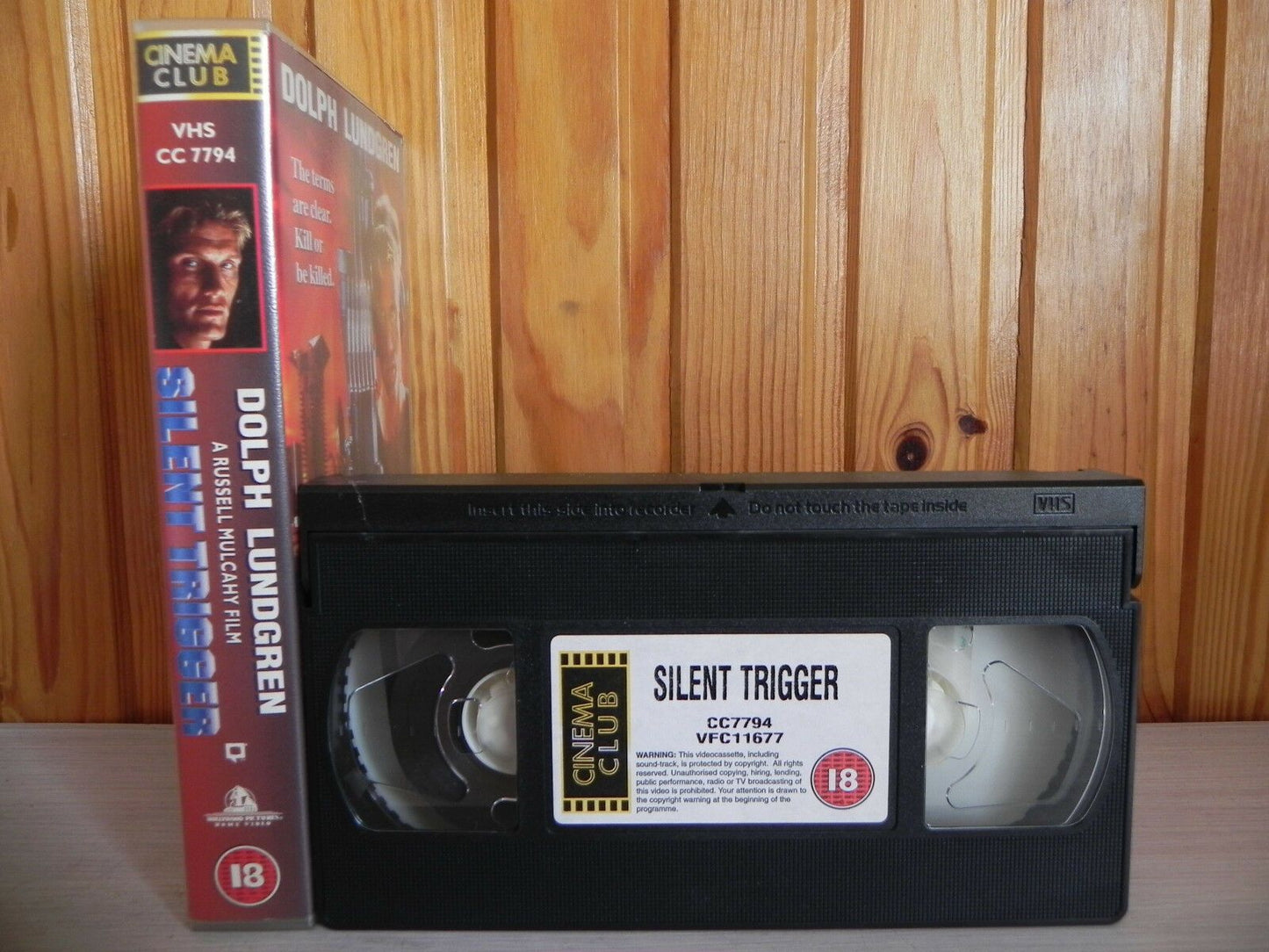 Silent Trigger - Dolph Ludgren - Assassin Action - 1996 Video - Small Box - VHS-