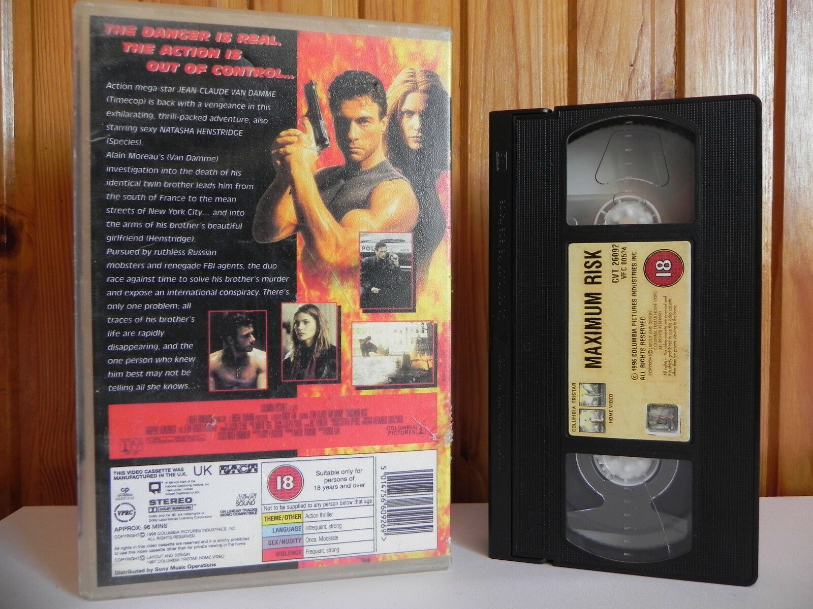 Maximum Risk - Columbia - Action - Ex-Rental - Van Damme - Large Box - Pal VHS-