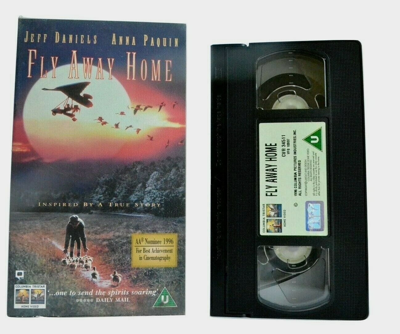 Fly Away Home (aka Father Goose) - Drama Comedy - Jeff Daniels/Anna Paquin - VHS-