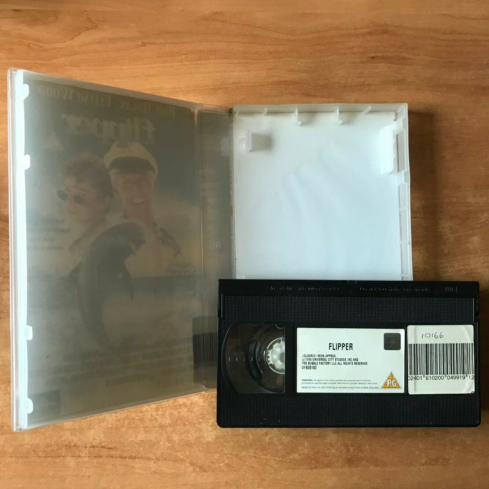 Flipper (1996): Florida Adventure [Large Box] Rental - Elijah Wood - Pal VHS-