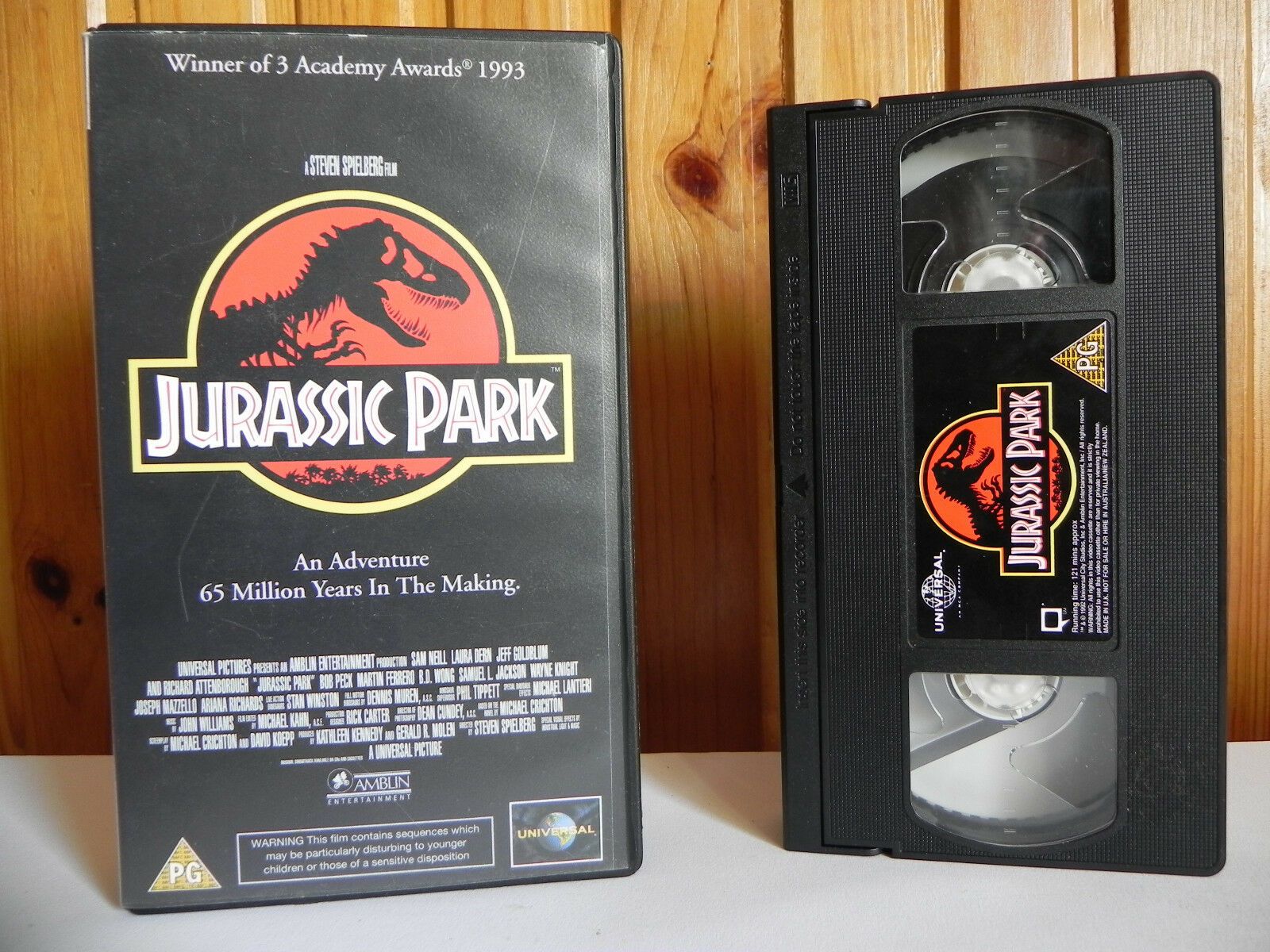Jurassic Park - Dinosaur Ressurection - Original 1992 - Universal - Sci-Fi - VHS-