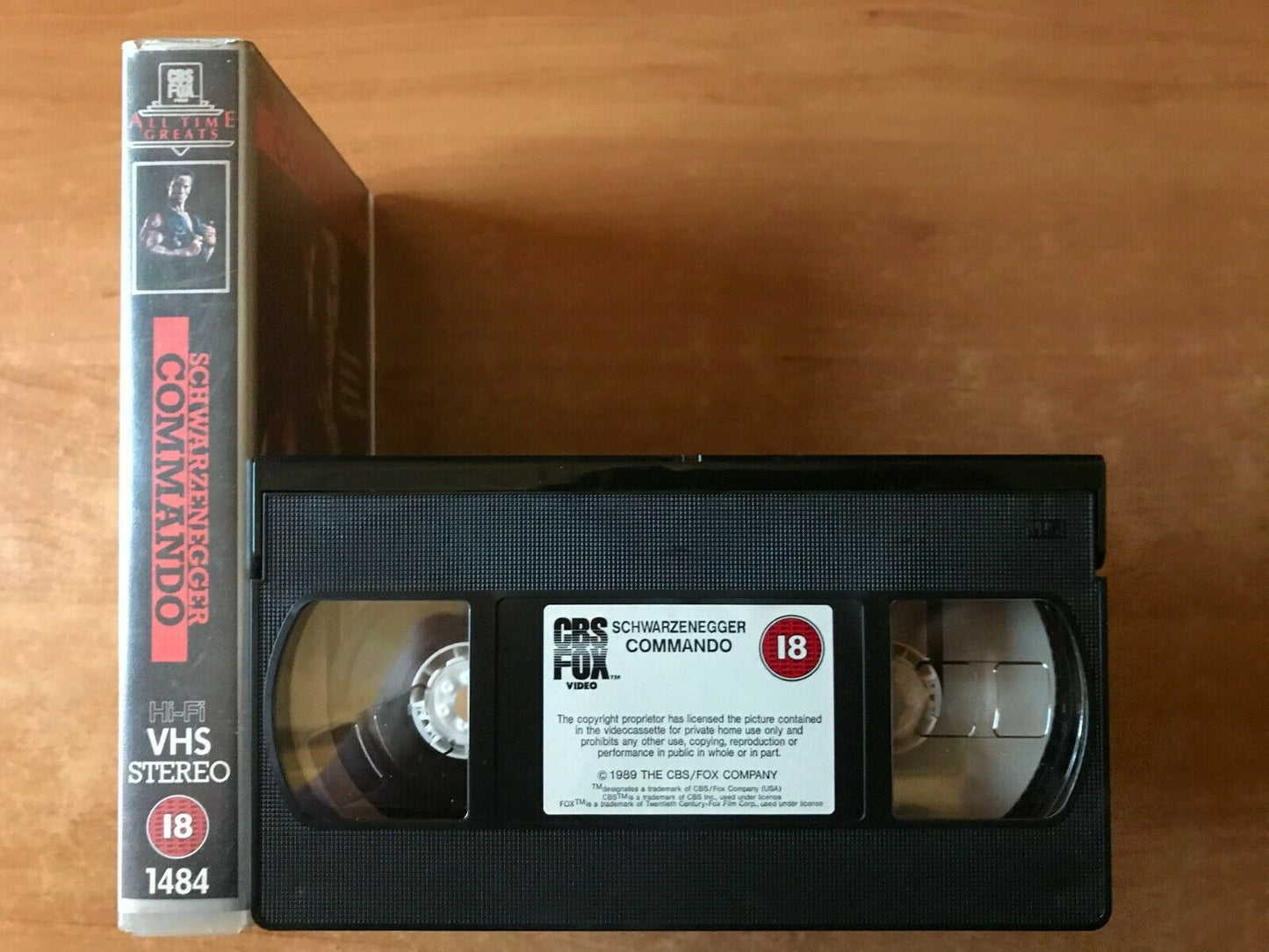 Commando (1987); [CBS/FOX]: High Octan Action - Arnold Schwarzenegger - Pal VHS-