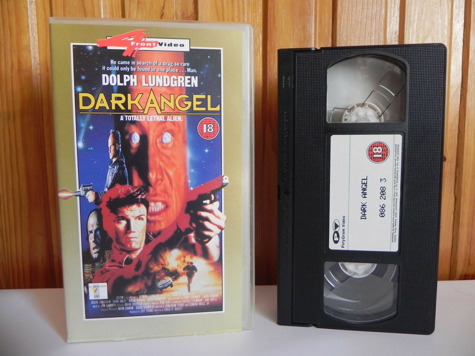 Dark Angel - 4 Front Video - Action - Sci-Fi - Dolph Lundgren - Pal VHS-