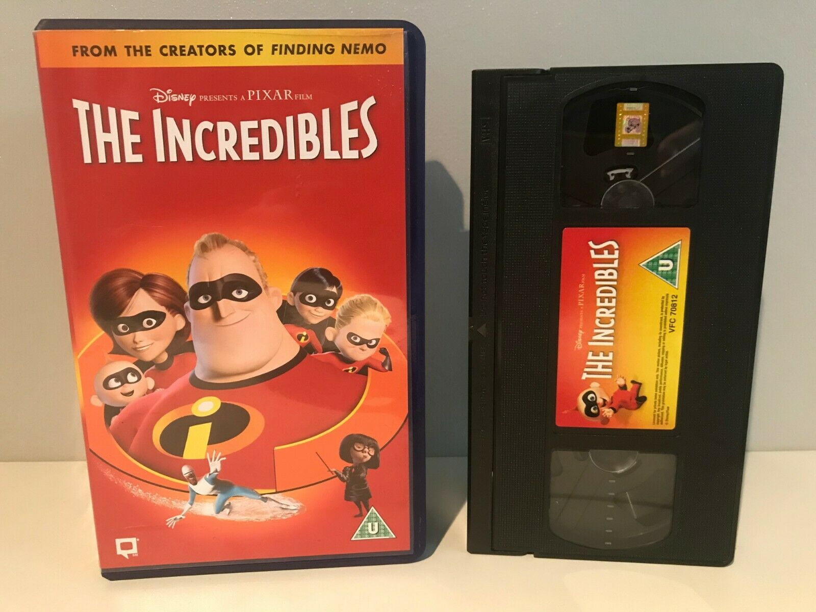 The Incredibles (2004): Superhero Action - Computer-Animated - Children's - VHS-