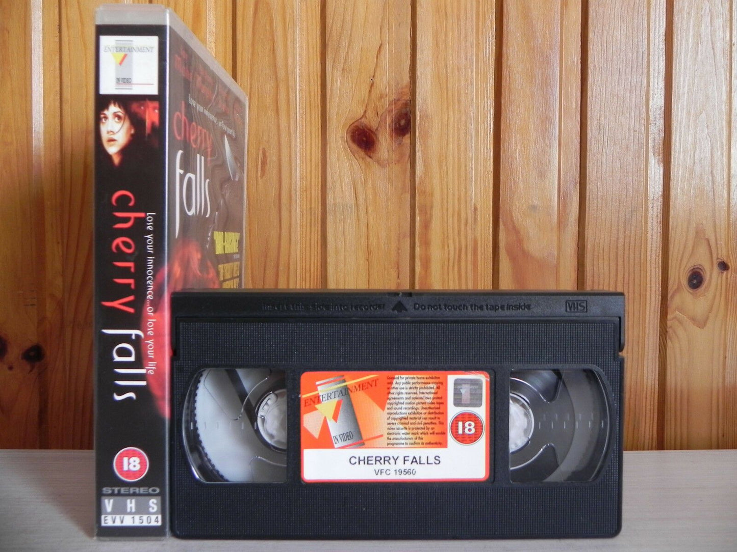 Cherry Falls - Entertainment - Thriller - Brittany Murphy - Large Box - Pal VHS - Golden Class Movies LTD