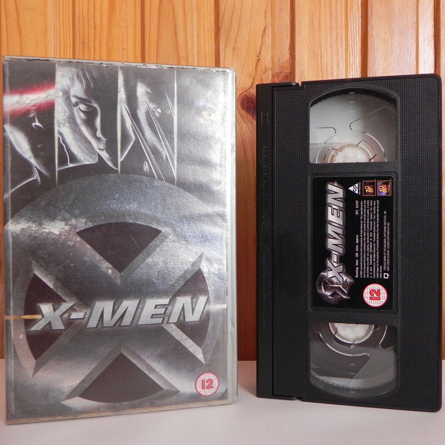 X-Men - 20th Century - Sci-Fi - Action - Patrick Stewart - Hugh Jackman - VHS-
