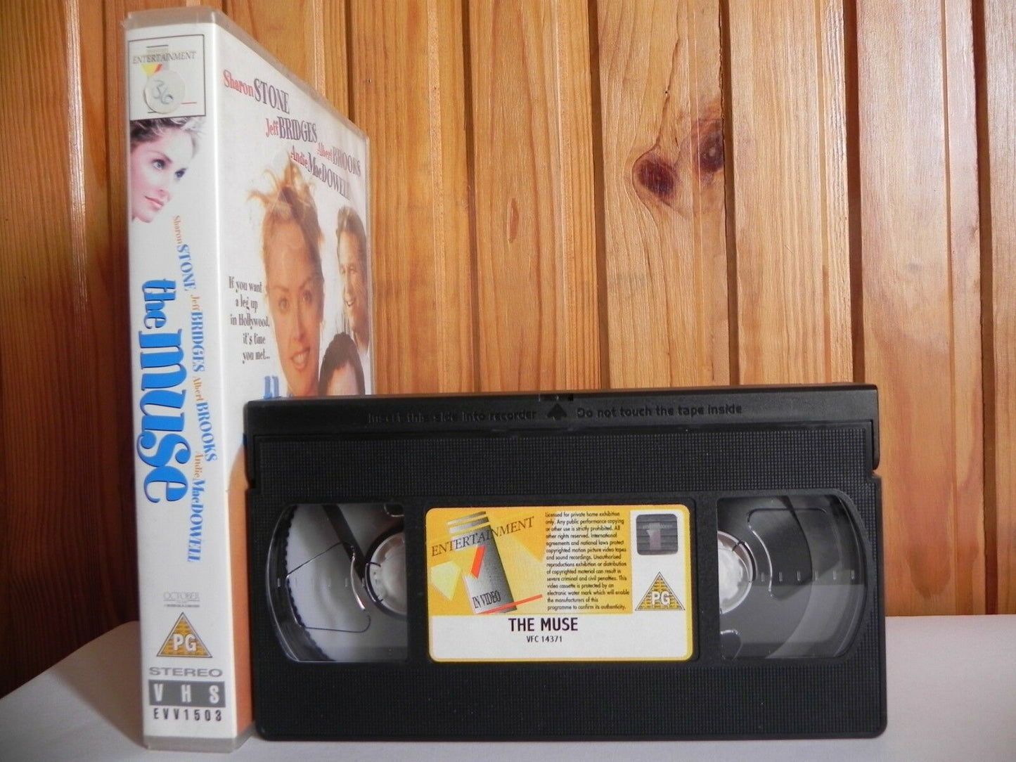 The Muse - Large Box - Entertainment In Video - Comedy - Sharon Stone - Pal VHS-
