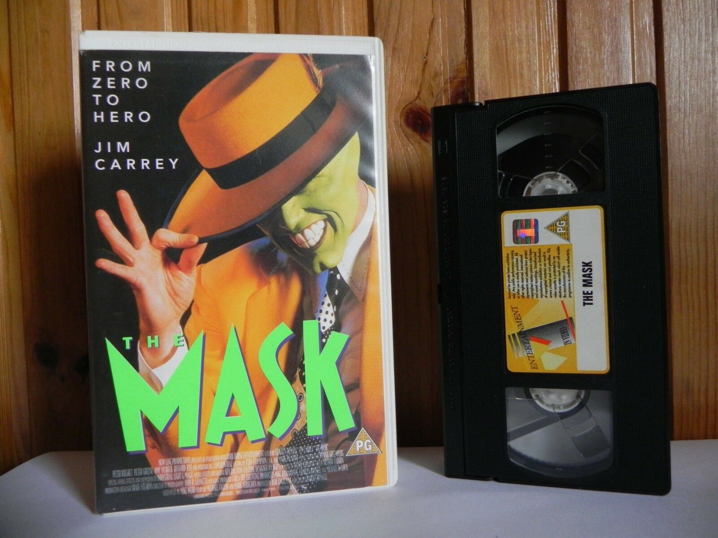 The Mask: Original Large Box - Criminal Comedy (Rental Video) - Jim Carrey - VHS-