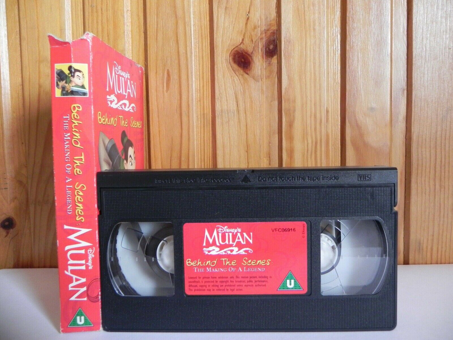 Mulan: Behind The Scenes - Disney - Carton Box - The Making Of A Legend - VHS-