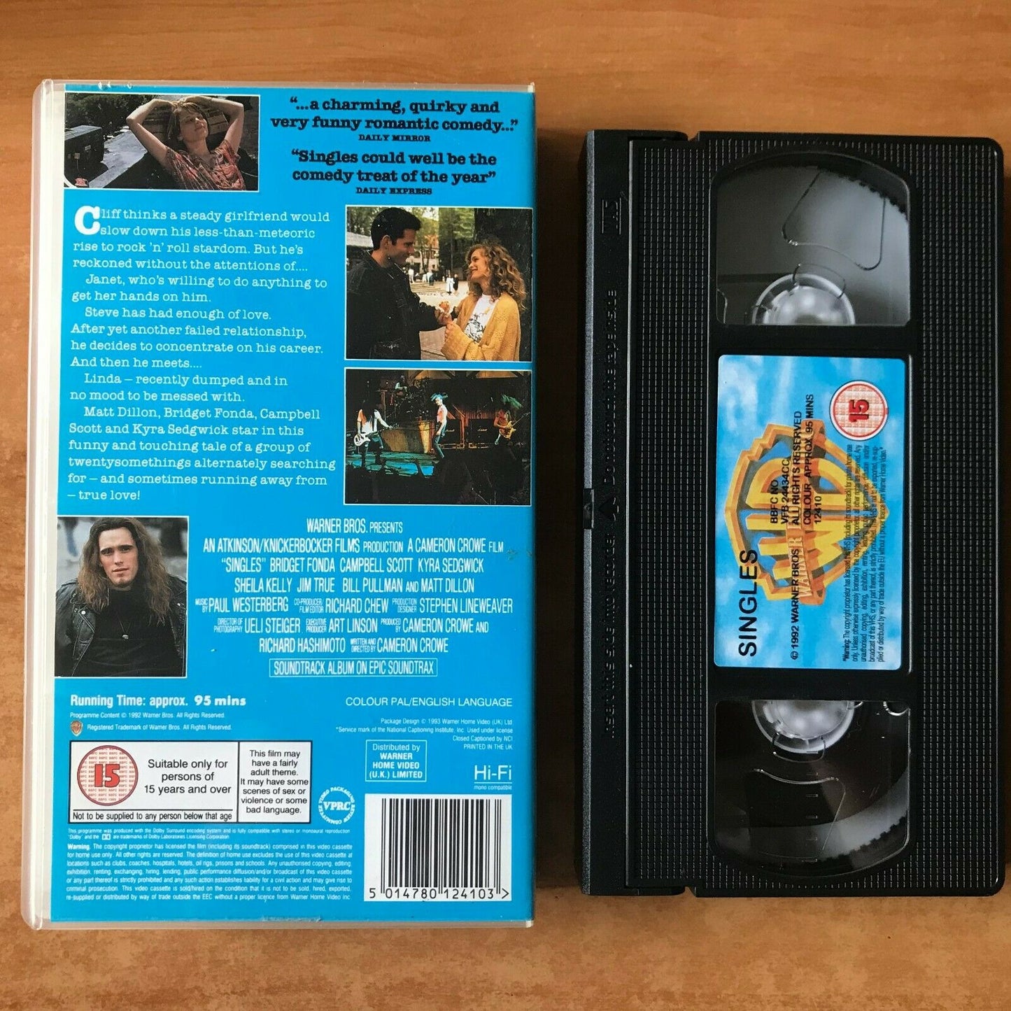 Singles (1992); [Cameron Crowe] Romantic Drama - Bridget Fonda - Pal VHS-