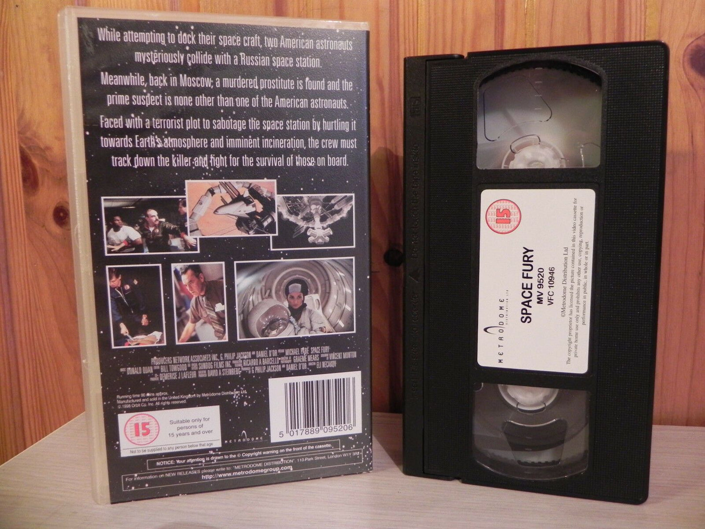SPACE FURY - Michael Pare - Scarce Sc-Fi - Trapped In Space - Small Box - VHS-