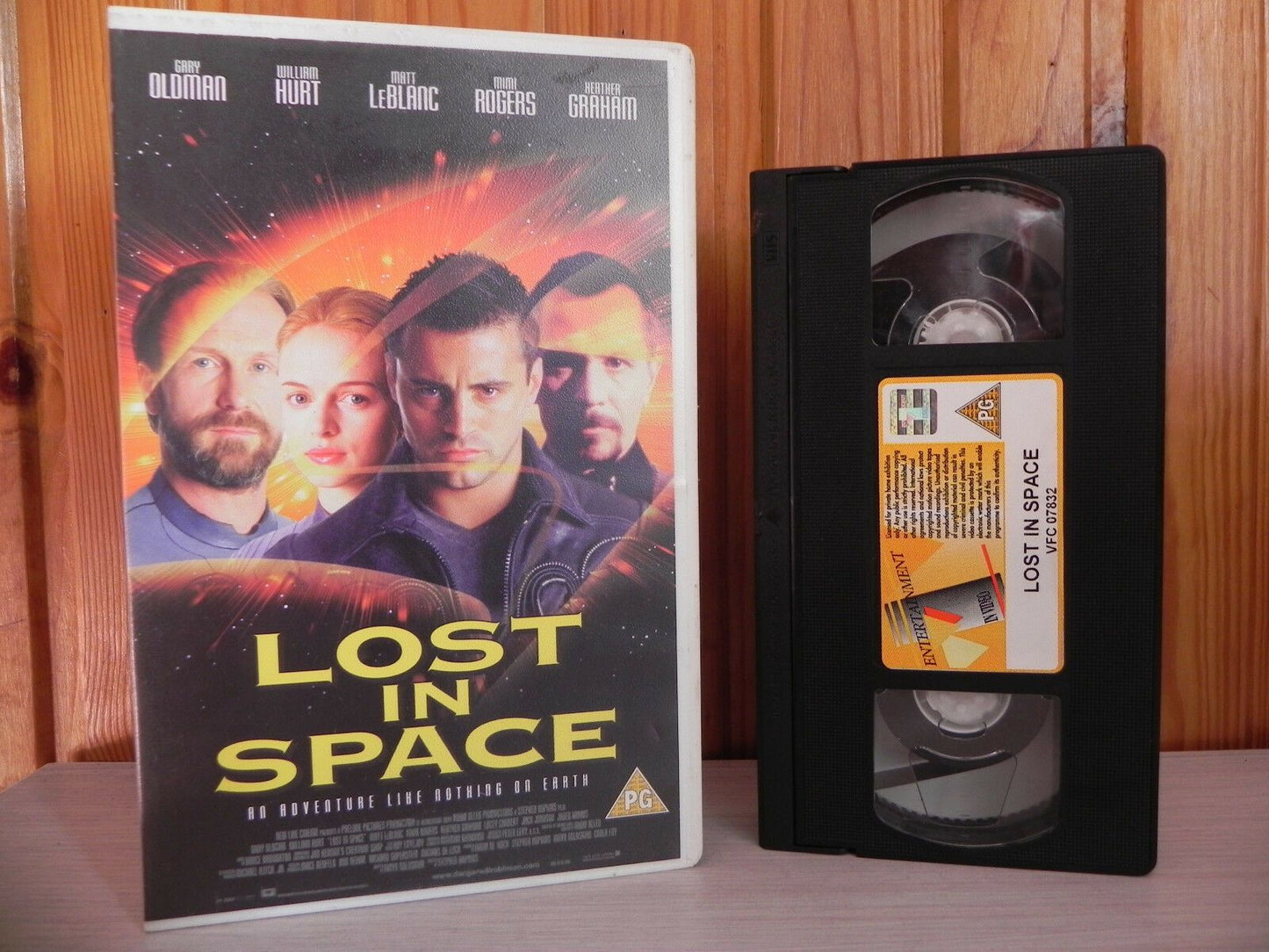 Lost In Space - Matt Le Blanc - "Joey From Friends" - Gary Oldman - Sci-Fi - VHS-