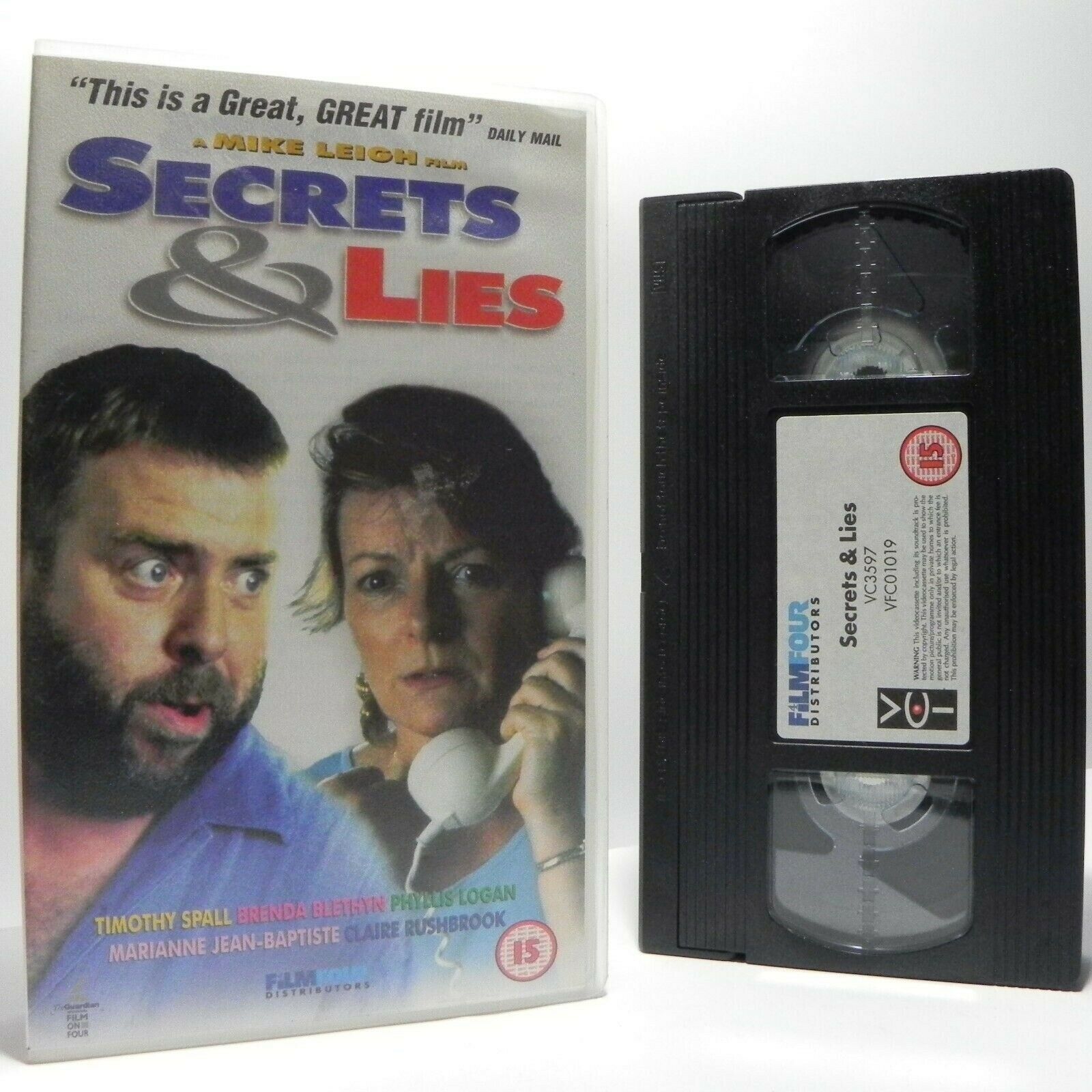 Secret And Lies: By Mike Leigh - Bittersweet Comedy - Timothy Spall - Pal VHS-