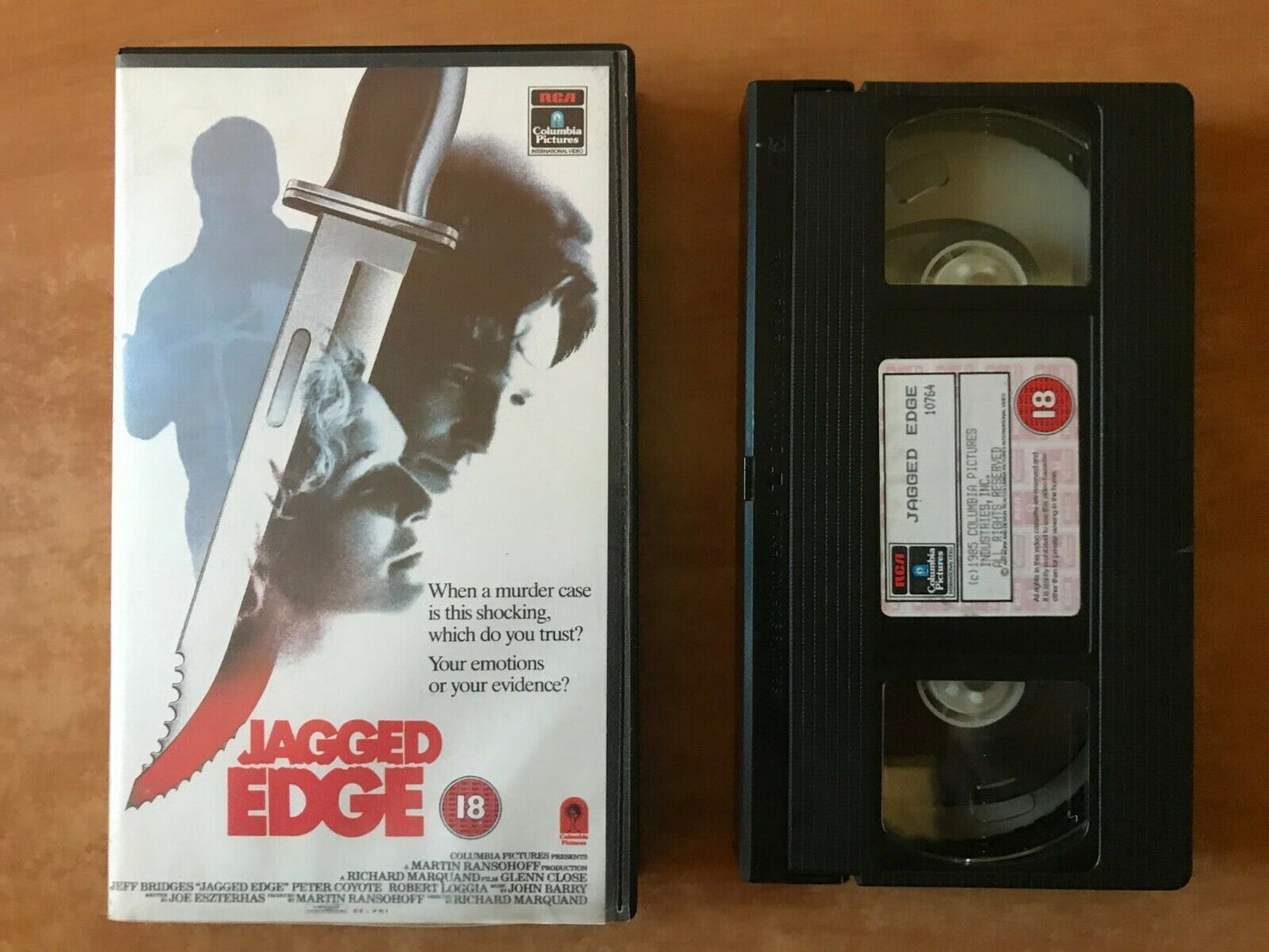 Jagged Edge: Thriller [Hitchcockian Suspense] Jeff Bridges / Glenn Close - VHS-