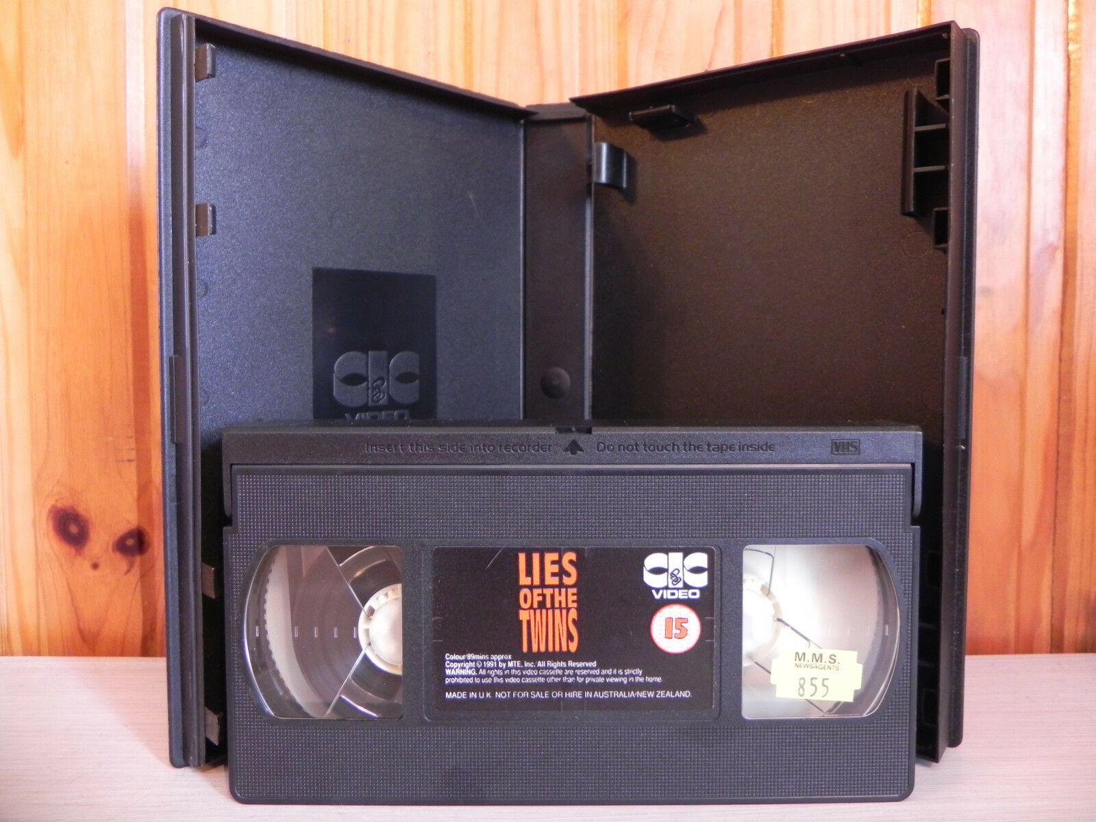 Lies Of The Twins - Aidan Quinn - Big Box - Dangerous Thriller - Ex-Rental - VHS-
