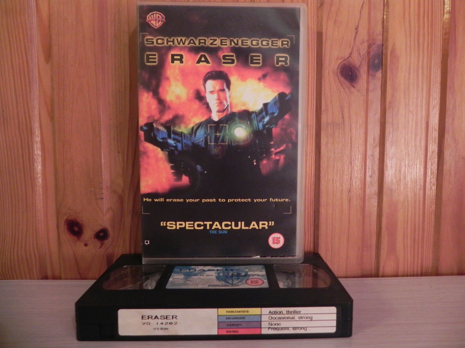 Eraser (1996): Action Thriller [Large Box] >Arnold Schwarzenegger< - Pal VHS-