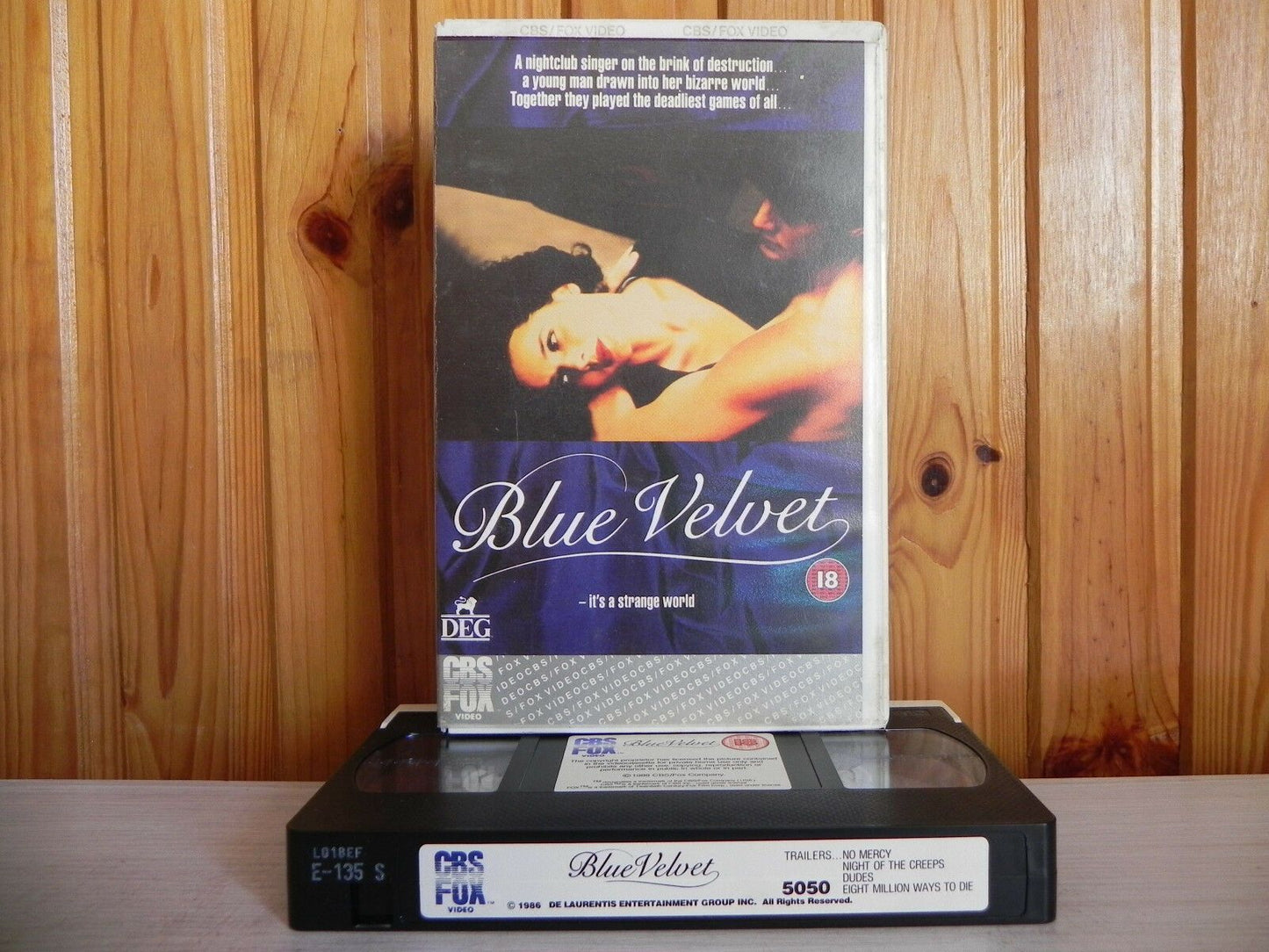 Blue Velvet: Neo-Noir Mystery Film (CBSFOX) - Dennis Hopper/Laura Dern - Pal VHS-
