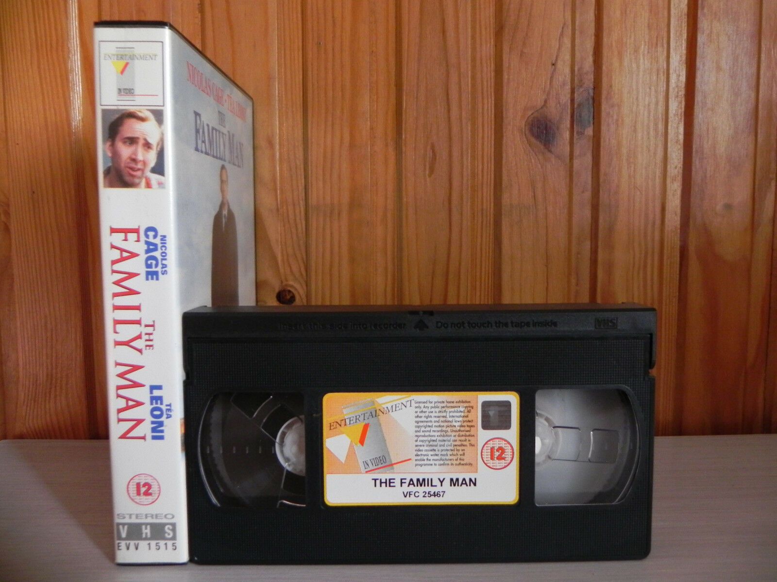 THE FAMILY MAN - Entertainment Video - Nicolas Cage - 120 Mins Of Comedy - VHS-