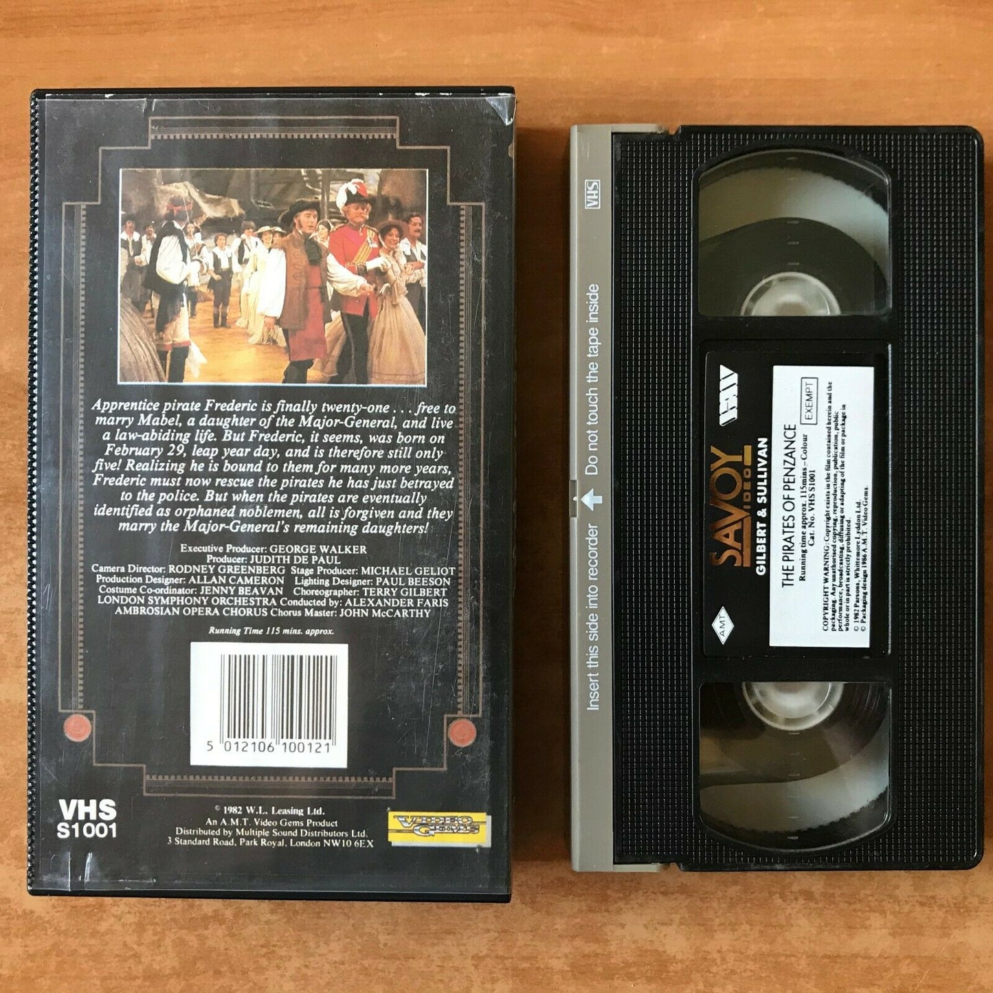 The Pirates Of Penzance; [Gilbert & Sullivan] Pre-Cert - Comedy - Pal VHS-