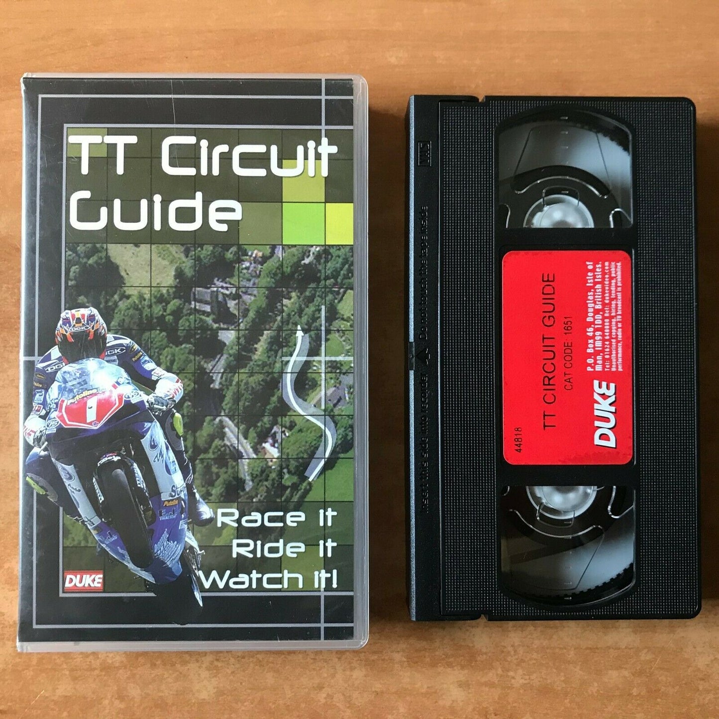 TT Circuit Guide: Superbikes - Motorsports - Joey Dunlop / Geoff Duke - Pal VHS-
