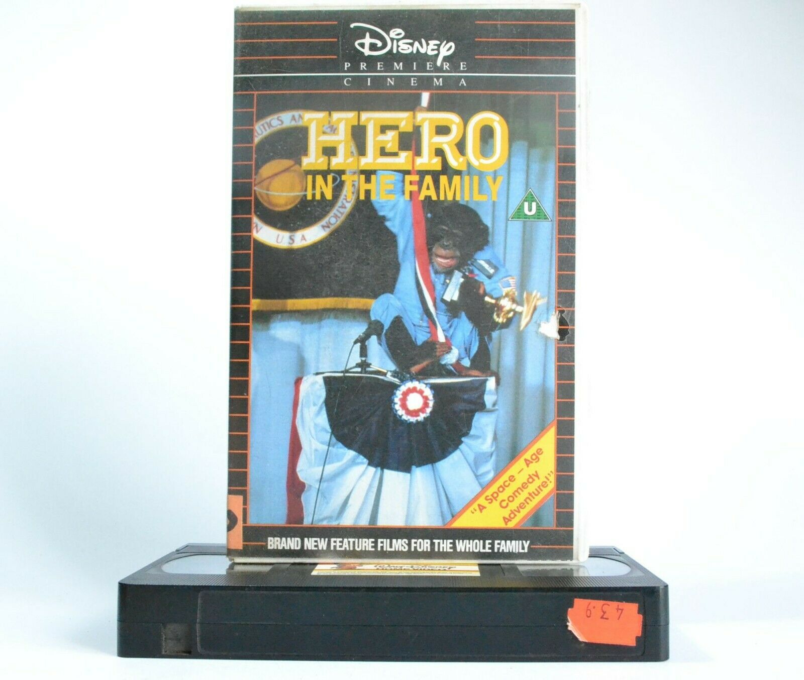Hero In The Family: Disney Sci-Fi Thriller - Dangerous Space Mission - Pal VHS-