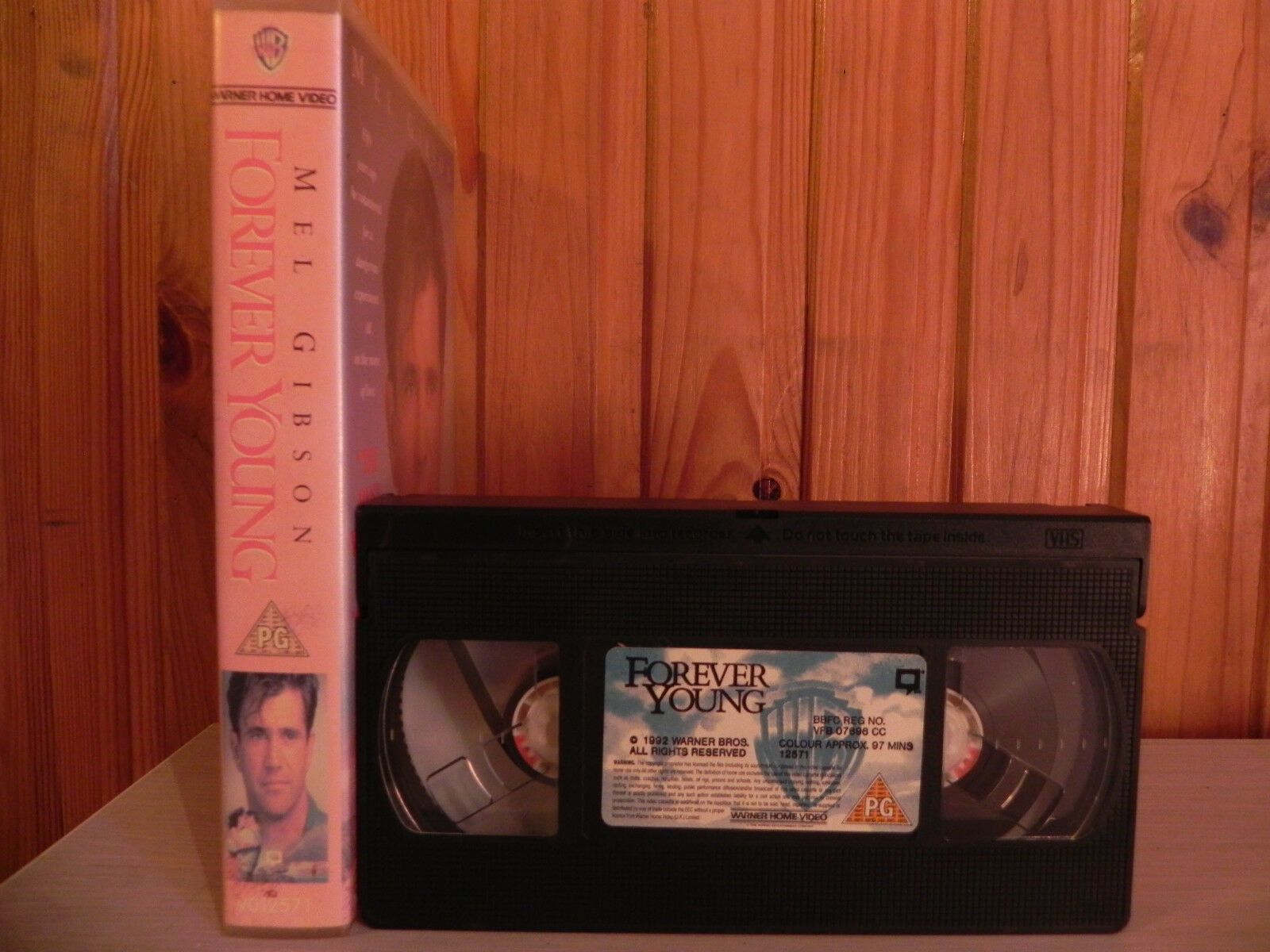 FOREVER YOUNG - Mel Gibson - Cryo Sleep Drama - Big Box - Ex-Rental Video - VHS-