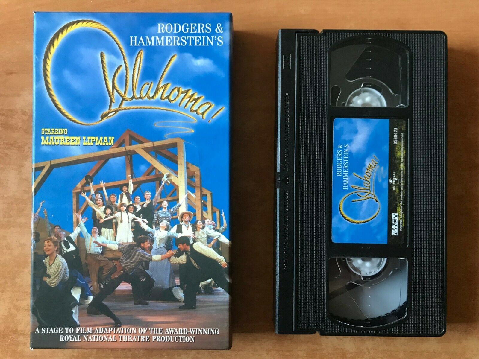 Oklahoma (Carton Box): Musical; [Rodgers & Hammerstein] Maureen Lipman - Pal VHS-