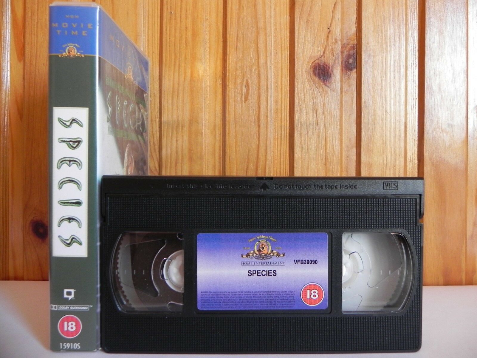 Species - Metro Goldwyn - Thriller - Ben Kingsley - Natasha Henstridge - Pal VHS-