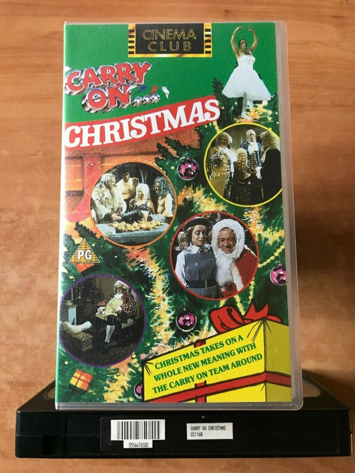 Carry On Christmas: (1973) Made For TV - Comedy - Sidney James - Pal VHS-
