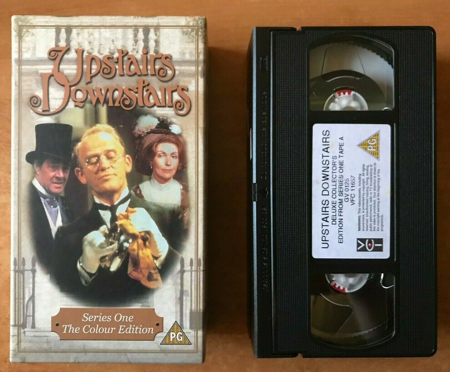 Upstairs Downstairs (Series One): On Trial [Colour Edition] Jean Marsh - Pal VHS-