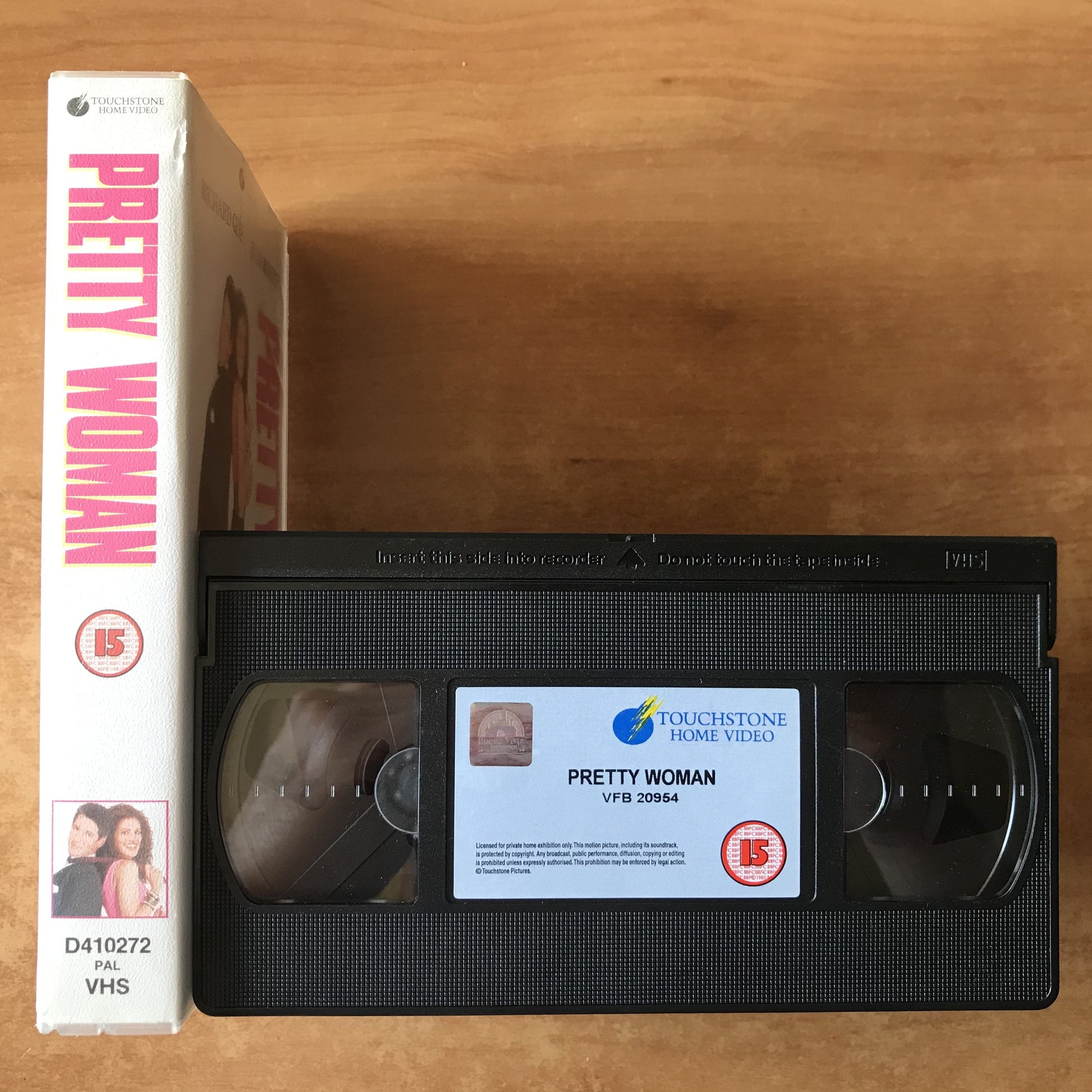 Pretty Woman: Richard Gere & Julia Roberts - Heartwarming Romance VHS-