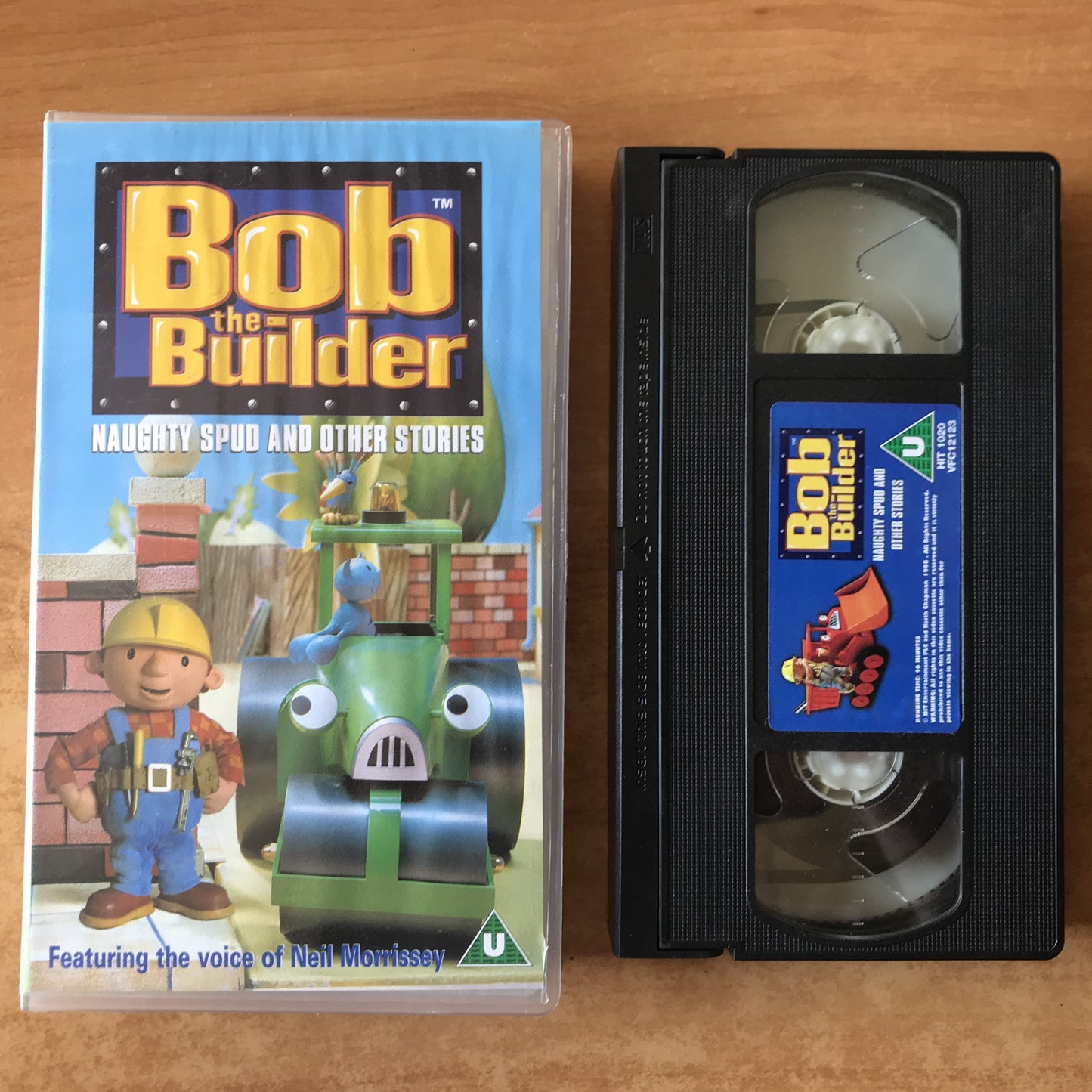 Bob The Builder: Naughty Spud - Barn Raising - Big Surprise - Children’s VHS-
